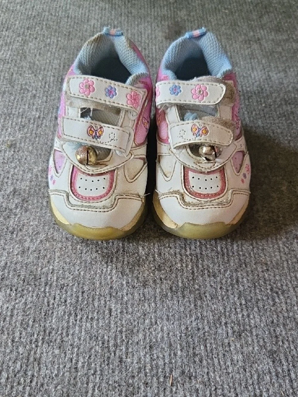 Vintage Winnie The Pooh  Sneakers with Velcro